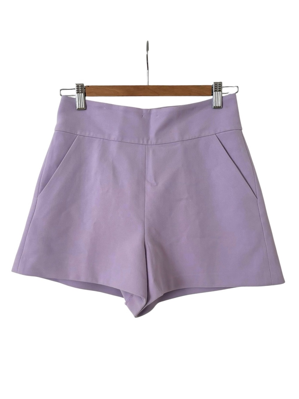 Alice + Olivia Lavender Donald High Rise Shorts - Picture 2 of 4